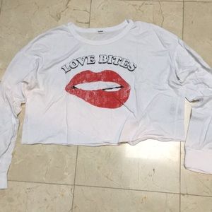 Love bites T-shirt